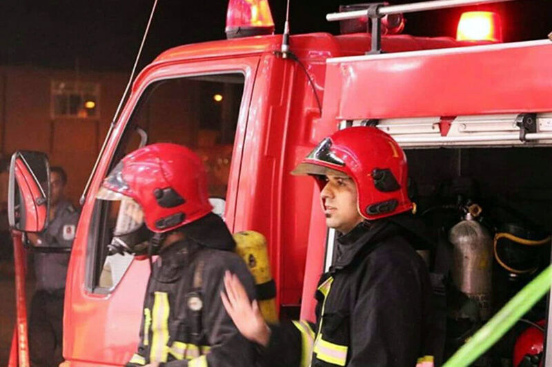 ۳ مصدوم در تصادف تریلی با خودروی آتش‌نشانی