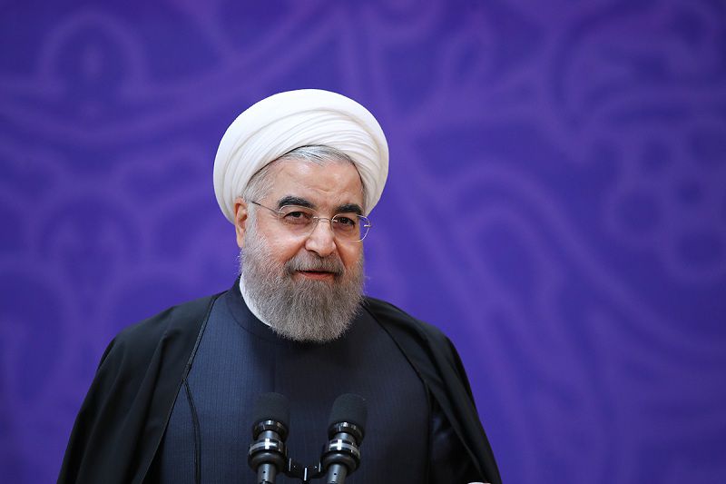 روحانی: مبارزه با قاچاق را باید از مرزها آغاز کرد