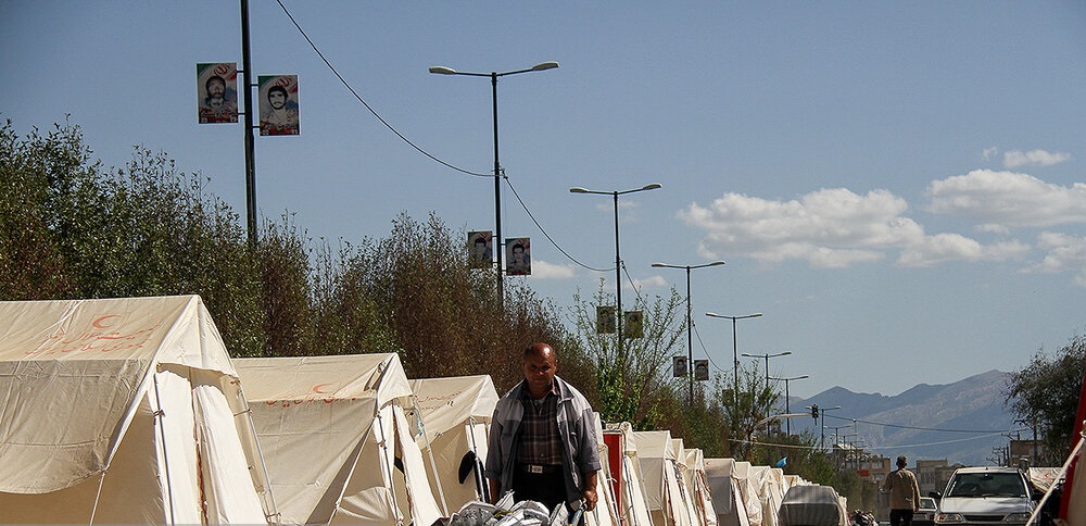 بسیاری از سیل‌زدگان گلستان هنوز در چادر زندگی می‌کنند