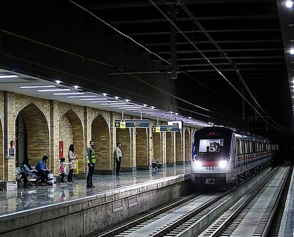 مترو اصفهان تعطیل شد