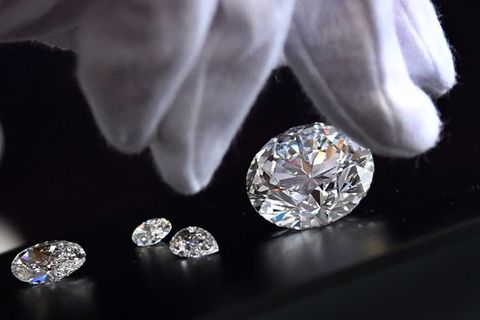 بزرگ‌ترین الماس روسیه با قیمت ۱۰میلیون دلار فروخته شد