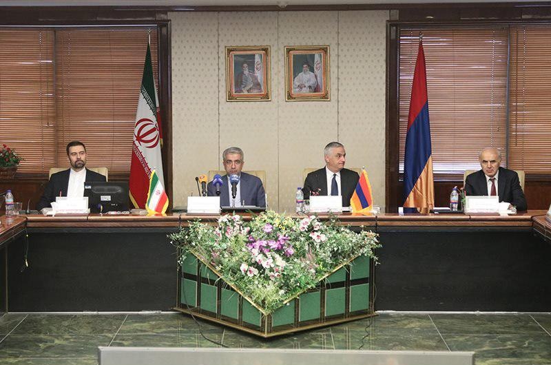 امضای سند پایانی شانزدهمین اجلاس کمیسیون مشترک همکاری‌های ایران و ارمنستان