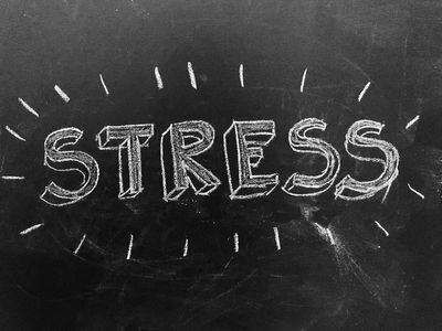 چگونه نفس عمیق استرس را کنترل می‌کند؟