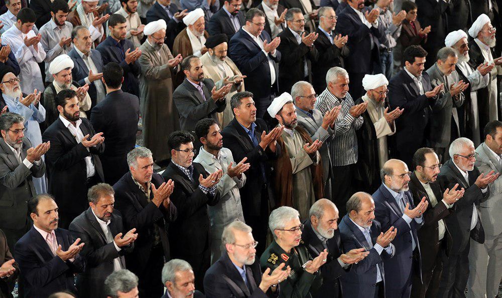 چهره‌هایی که در نماز عید فطر امسال حاضر شدند +عکس