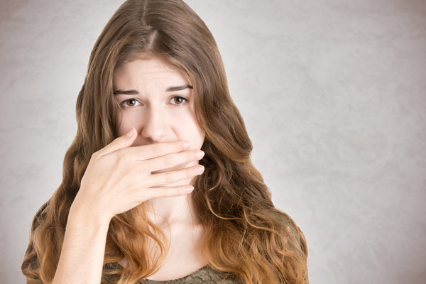 با شایع ترین علل بوی بد دهان آشنا شوید
