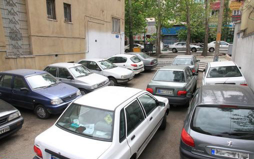 تهران نیازمند یک نهضت پارکینگ سازی است