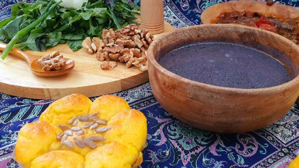 تنها غذای بنفش جهان را بشناسید / با خواص طلایی این غذای بی نظیر ایرانی آشنا شوید