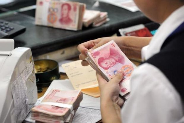 بانک‌های چین برای تقویت یوآن بازهم دلار فروختند
