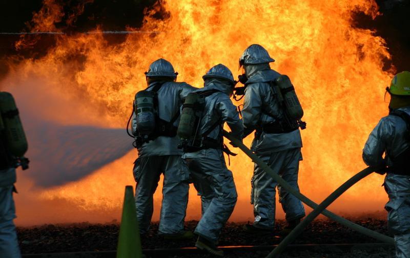  زیان‌آور بودن مشاغل آتش‌نشانی با تصویب کمیته‌های استانی است