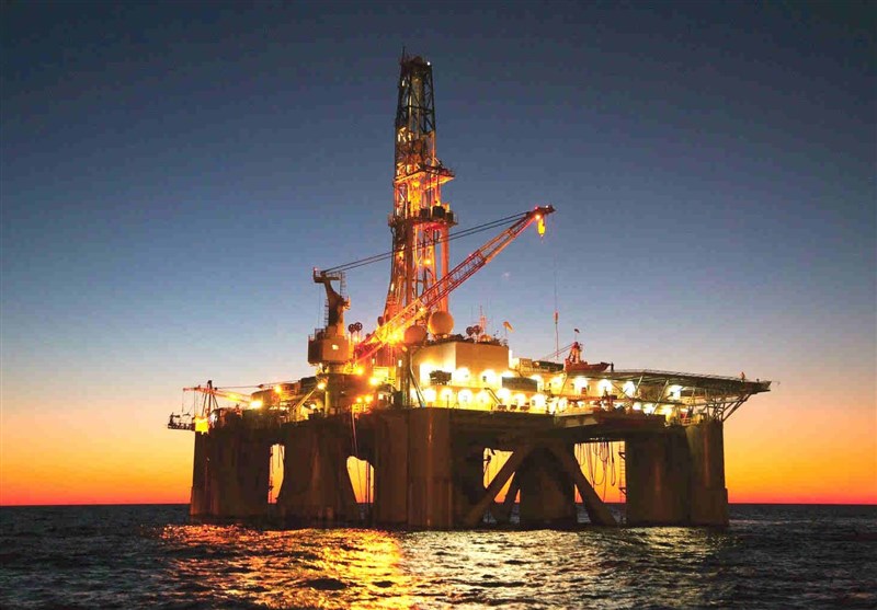 کاهش قیمت نفت پس از اعلام سفارش هند از ایران برای ماه نوامبر