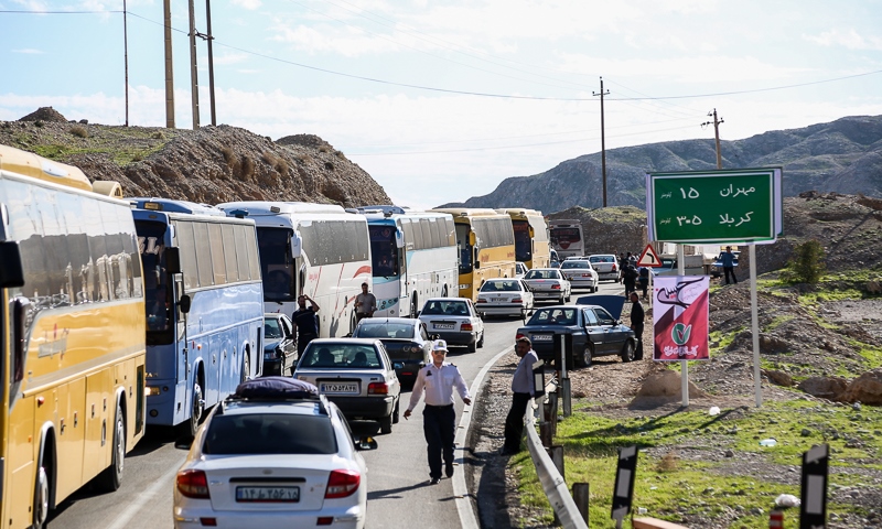 ترافیک سنگین در محورهای منتهی به مهران‌ و شلمچه‌