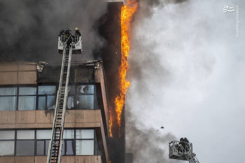 اولین تصاویر از آتش سوزی در برج های دوقلوی مرکز تجارت جهانی مسکو + فیلم