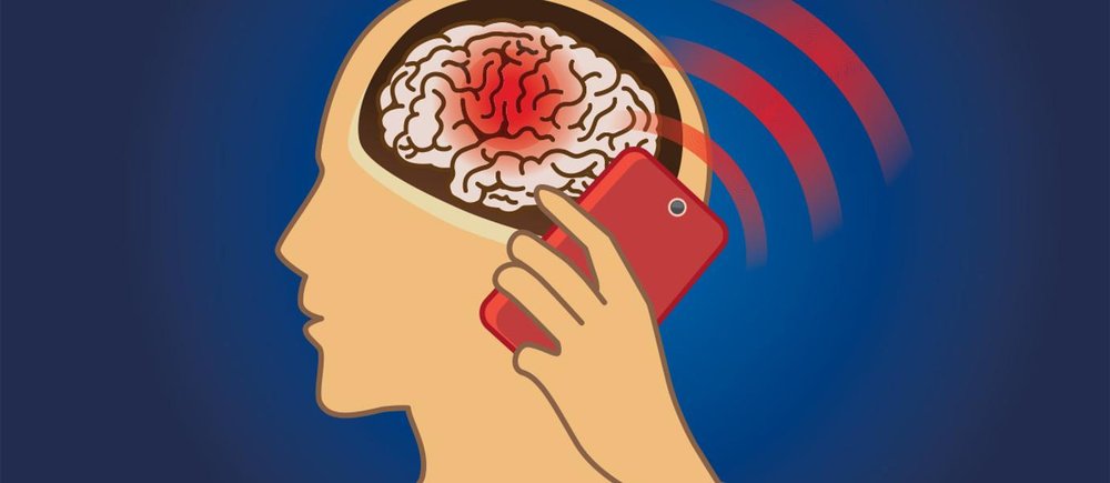 ارتباط بین استفاده از موبایل و تومور مغزی چیست؟