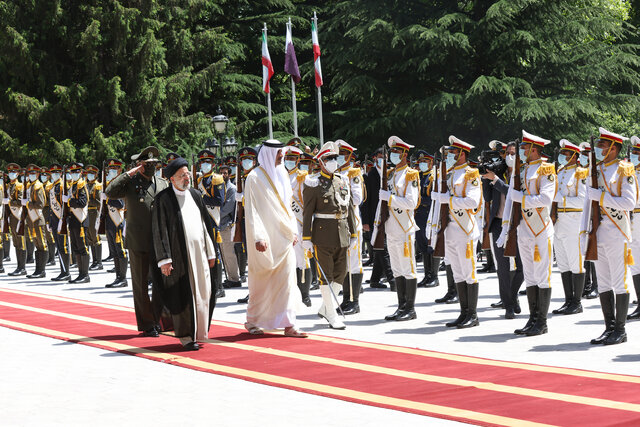 استقبال رسمی رییس‌جمهور از امیر قطر