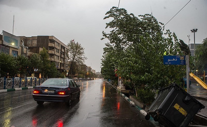 چرا هواشناسی طوفان دیشب تهران را پیش‌بینی نکرد؟
