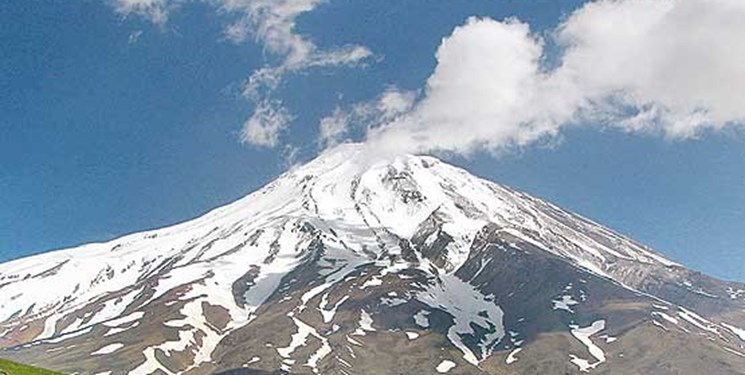 اسناد قله دماوند به نام منابع طبیعی صادر شد
