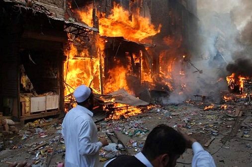 انفجار بمب در لاهور پاکستان +فیلم