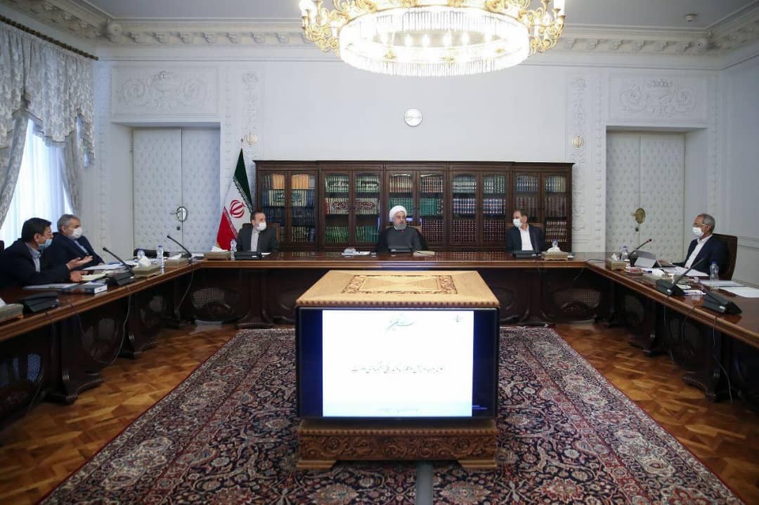 روحانی : تلاش دولت این است که اقشار کم برخوردار در تکانه‌های اقتصادی آسیب نبینند/ اقدامات اجرایی برای آزادسازی سهام عدالت