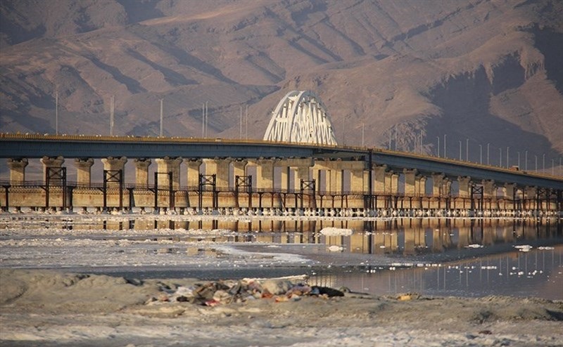 درخواست ۲۰۰میلیون دلاری ۹نماینده برای احیا دریاچه ارومیه