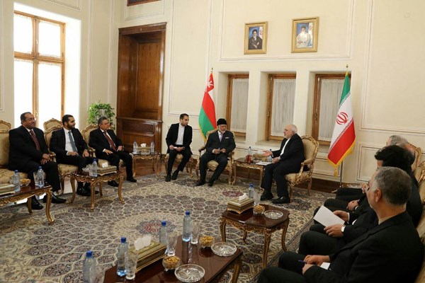 رایزنی ظریف و همتای عمانی در تهران
