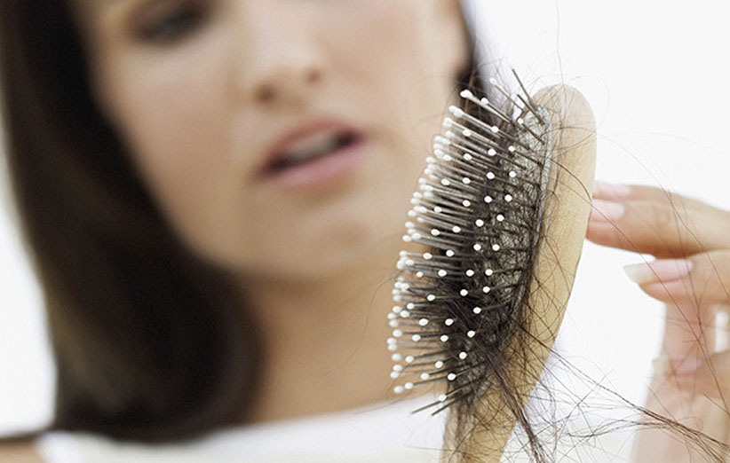وز شدن موی خانم ها نشانه کمبود کدام ویتامین است؟