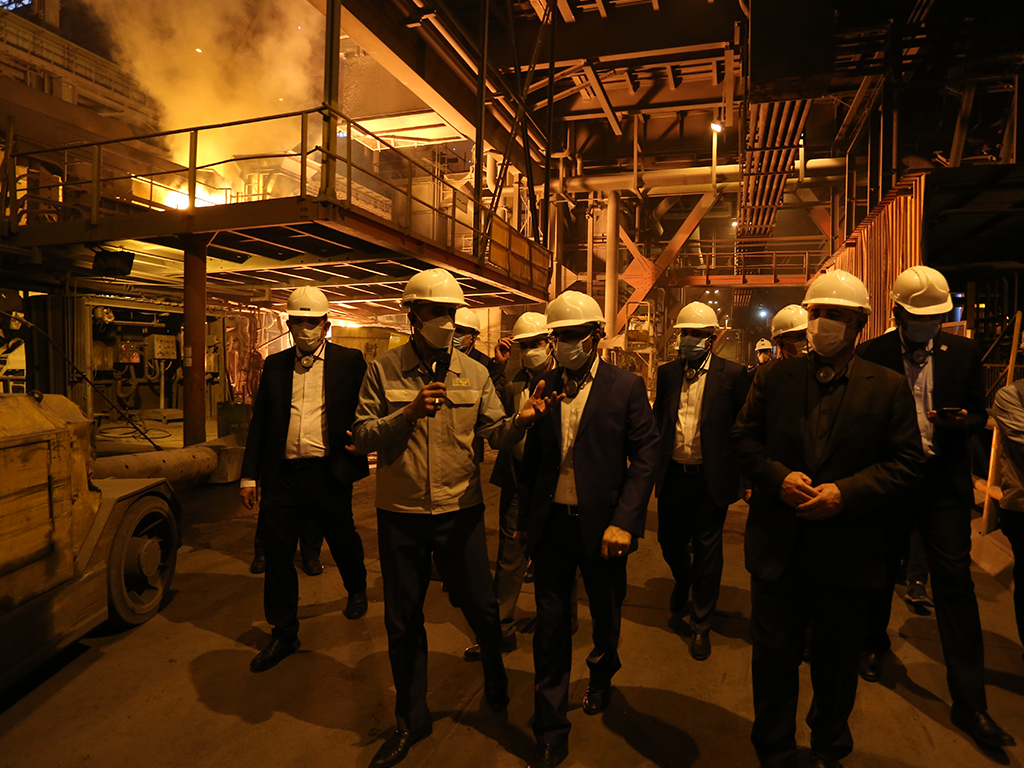 محصولات فولاد مبارکه در ایران حرف اول را می‌ زند