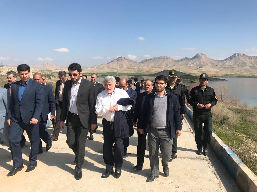  بازدید رییس هیأت مدیره بانک توسعه تعاون از چند طرح اقتصادی استان کرمانشاه 