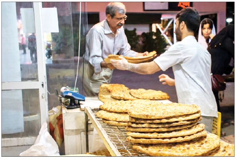 علت تاخیر در تحویل آرد به نانوایی‌ها
