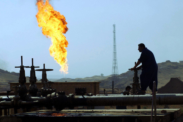 بازار نفت بوی سیاست به خود گرفت