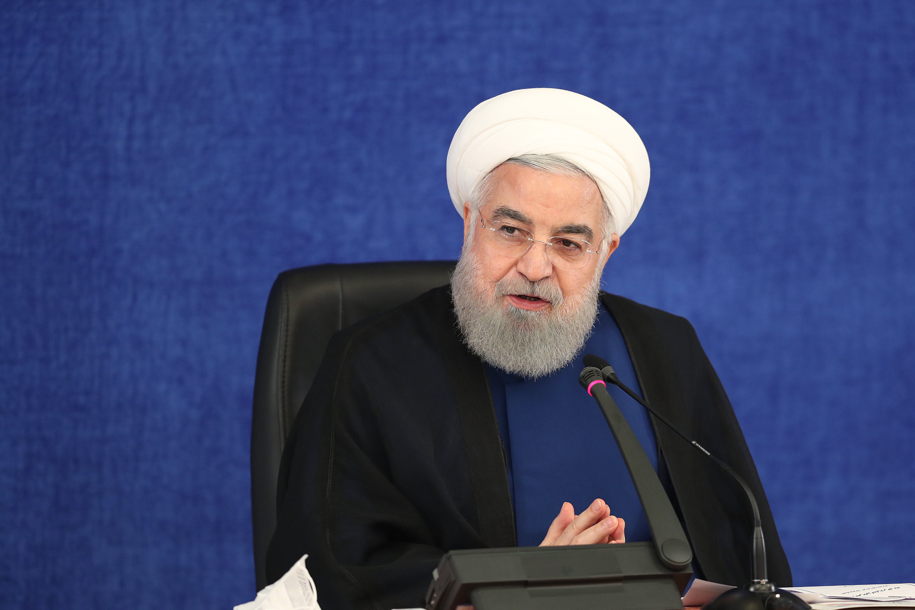دیدار نوروزی روحانی با وزیر سابق + عکس