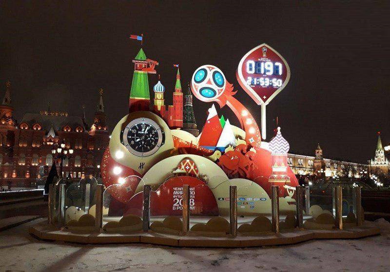 میدان سرخ مسکو دقایقی قبل از فینال جام جهانی +فیلم