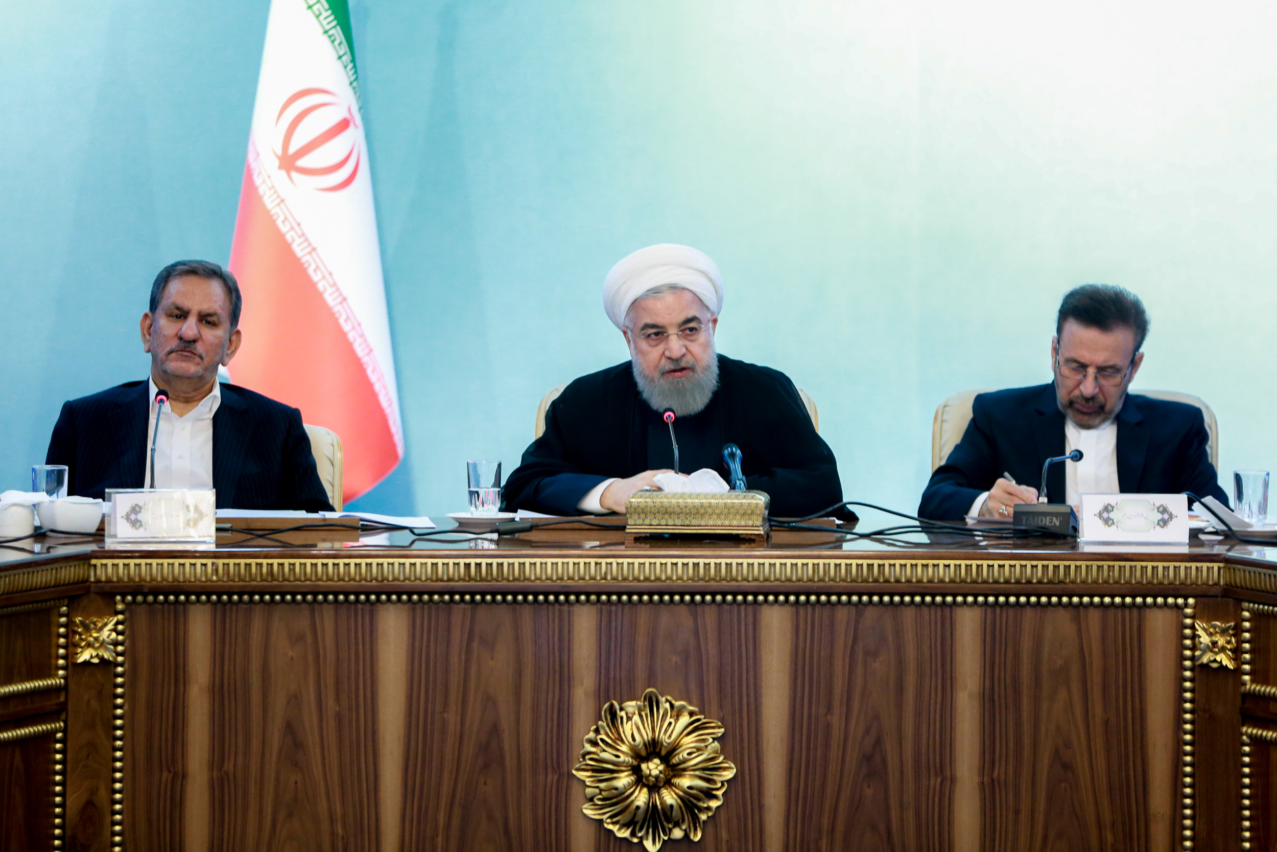 تصویب آیین‌نامه‌ بازخرید و بازنشستگی/ استانداران گلستان و کهگیلویه و بویراحمد رای اعتماد گرفتند