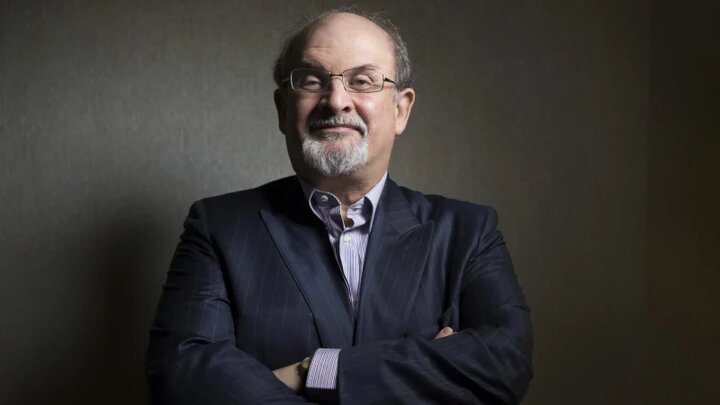 اولین فیلم از لحظه حمله به سلمان رشدی