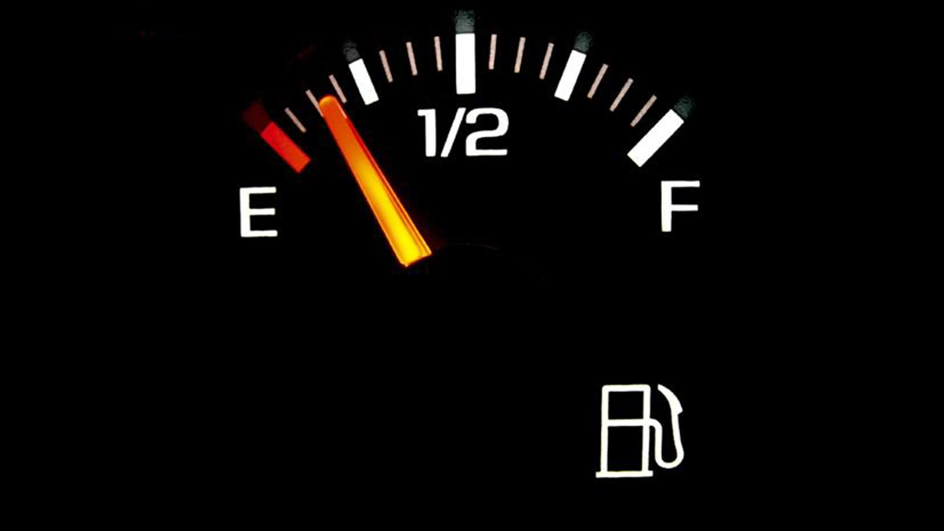 خودرو را با بنزین کم برانیم چه می شود؟