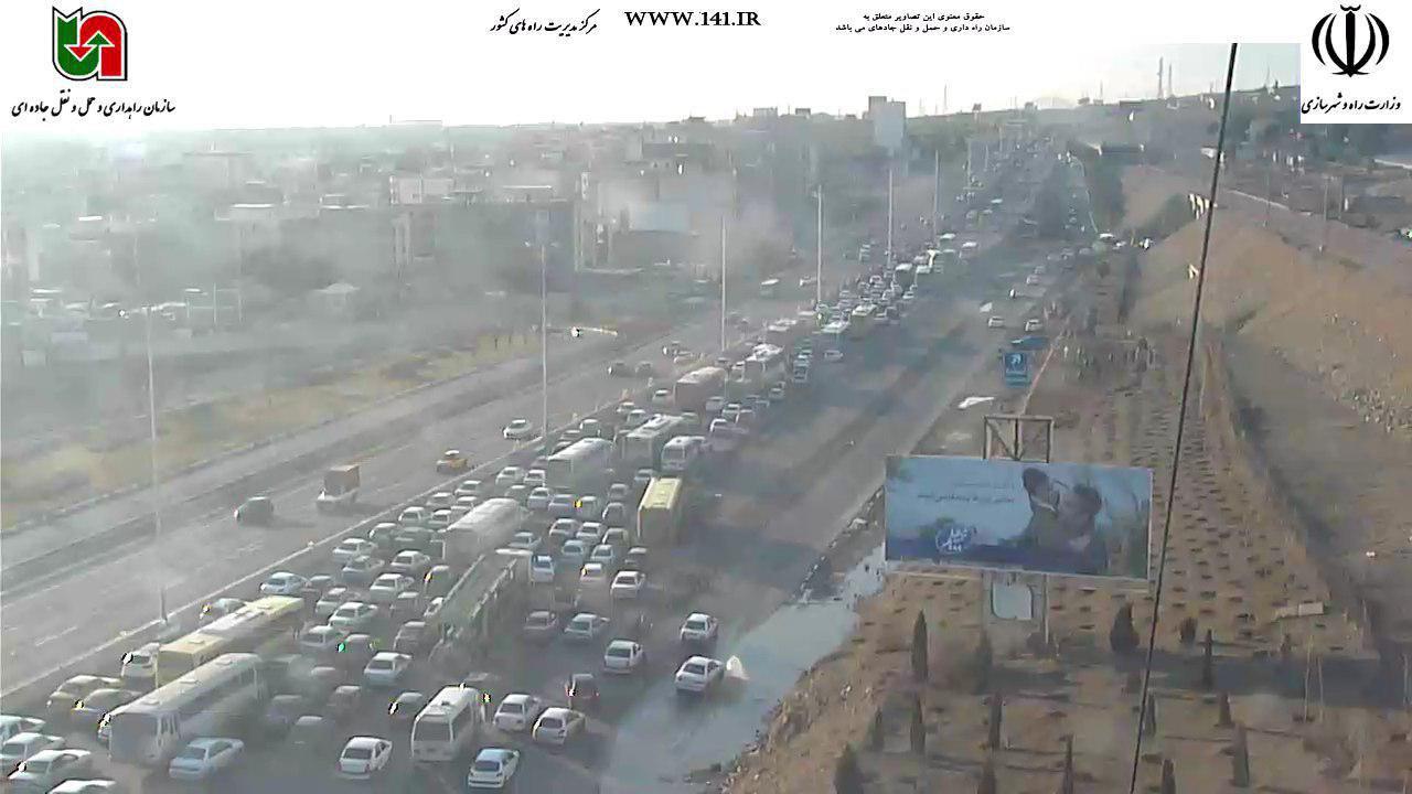 ترافیک سنگین در آزادراه تهران-کرج، محدوده گرمدره +عکس