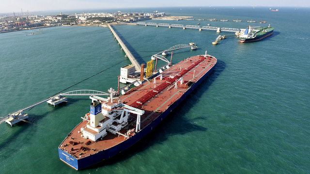 افت شدید صادرات نفت عربستان به آمریکا