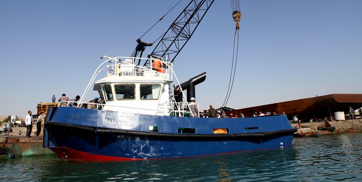 توقیف‌ غیرقانونی دو فروند شناور خدماتی ایران در بندر کویت