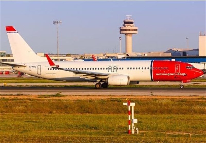 هواپیمای نروژی همچنان در شیراز زمین گیر است