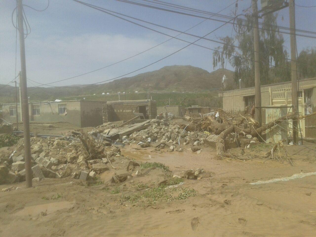 الواقتصادآنلاین/شرایط سخت مردم روستای "چم مهر" پس از سیل!