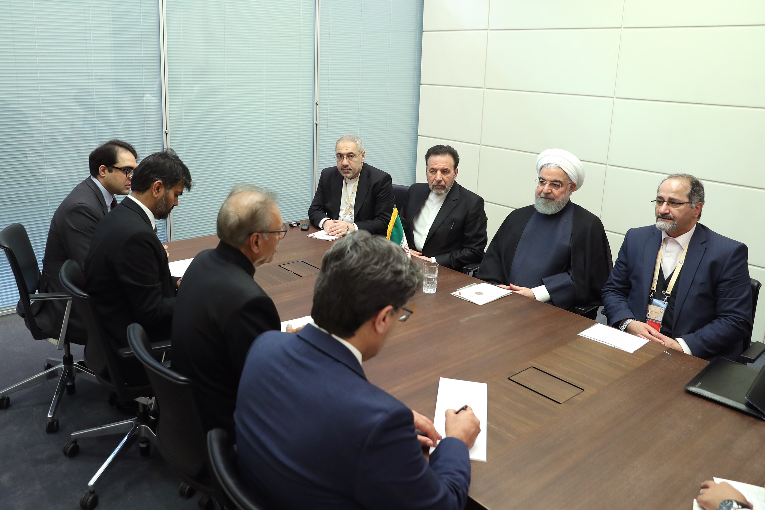 روحانی در دیدار رئیس جمهور پاکستان +تصاویر