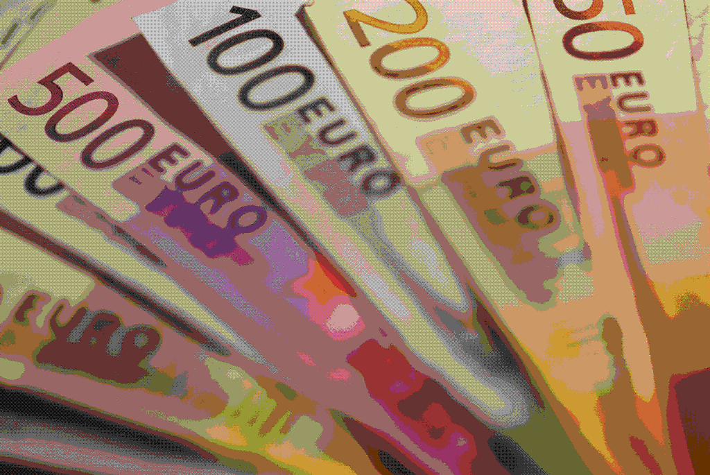افزایش قیمت یورو پس‌از دو روز ارزانی