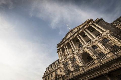 بانک مرکزی انگلیس اسکناس‌های جدید منتشر می‌کند