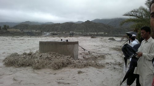 افزایش سیلاب ورودی به استان سیستان و بلوچستان +فیلم