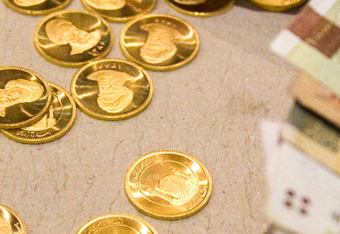 قیمت سکه تمام در بازار افزایش یافت/ طلای ۱۸عیار نزولی شد