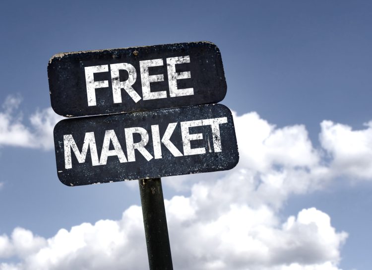 بازار آزاد چیست و چه محدودیت هایی دارد؟