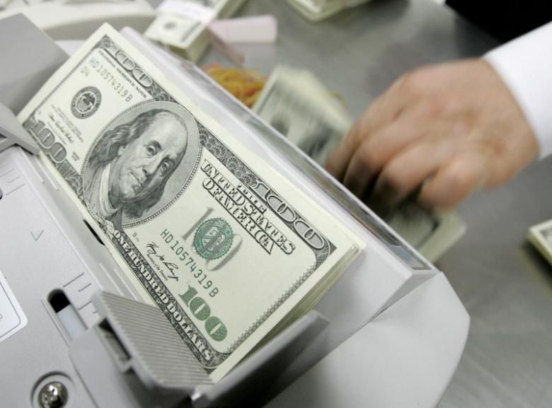 صعود خفیف دلار در بازار جهانی