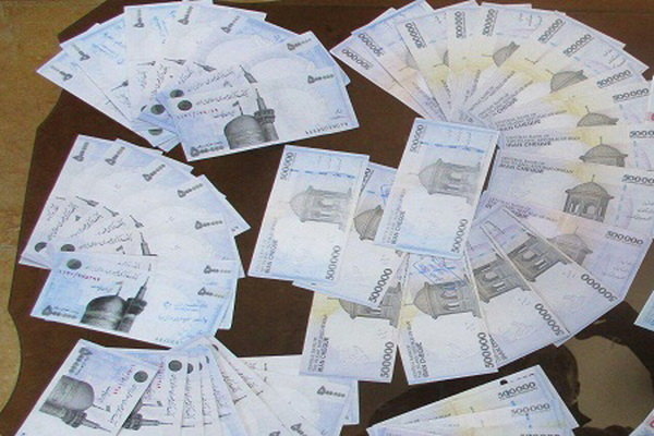 انهدام باند توزیع چک پول جعلی در شهرستان چناران