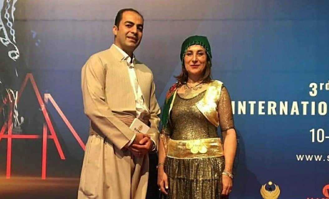 بازیگر ایرانی با لباس کردی در جشنواره سلیمانیه +عکس