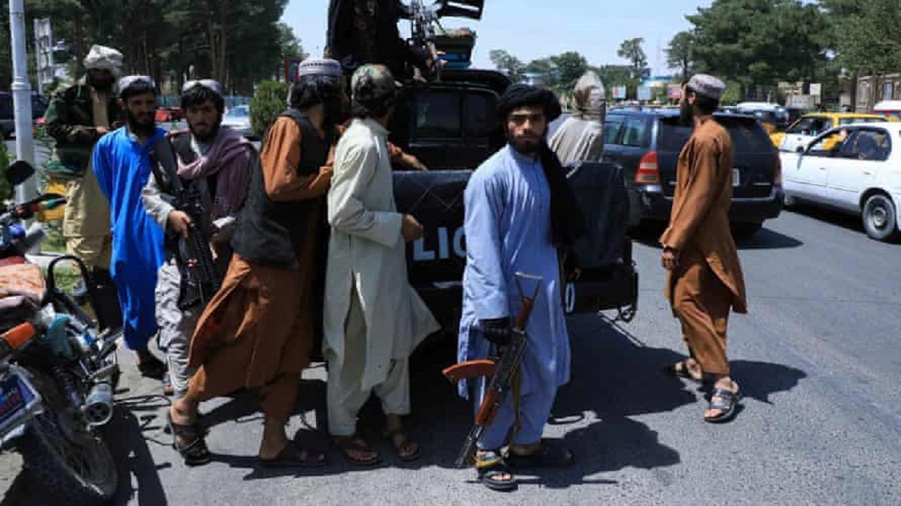 طالبان ورود به کابل را به تعویق بیاندازد