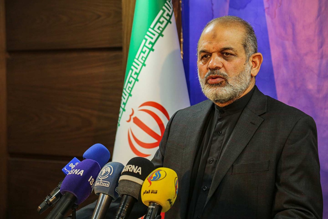 وزیر کشور: اکثریت بانوان ایرانی مقید به رعایت حجاب هستند / مواجهه با بدپوششی های نامتعارف الزام قانونی دارد